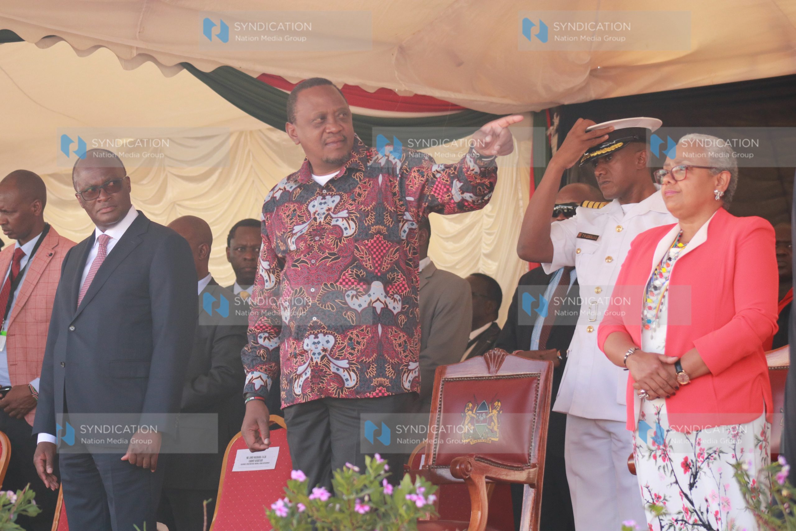 President Uhuru Kenyatta with first lady Margaret Kenyatta and CS James Macharia