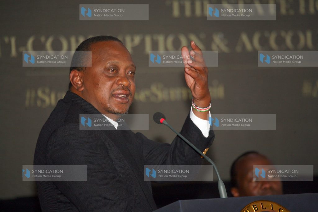 President Uhuru Kenyatta addressing participants at State House