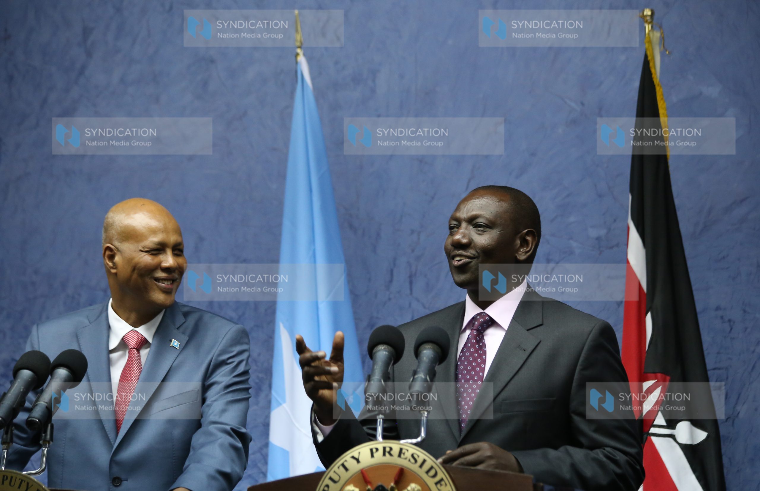 Kenya’s Deputy President William Ruto with Somalia Prime Minister Abdi Wali Sheikh Muhamed
