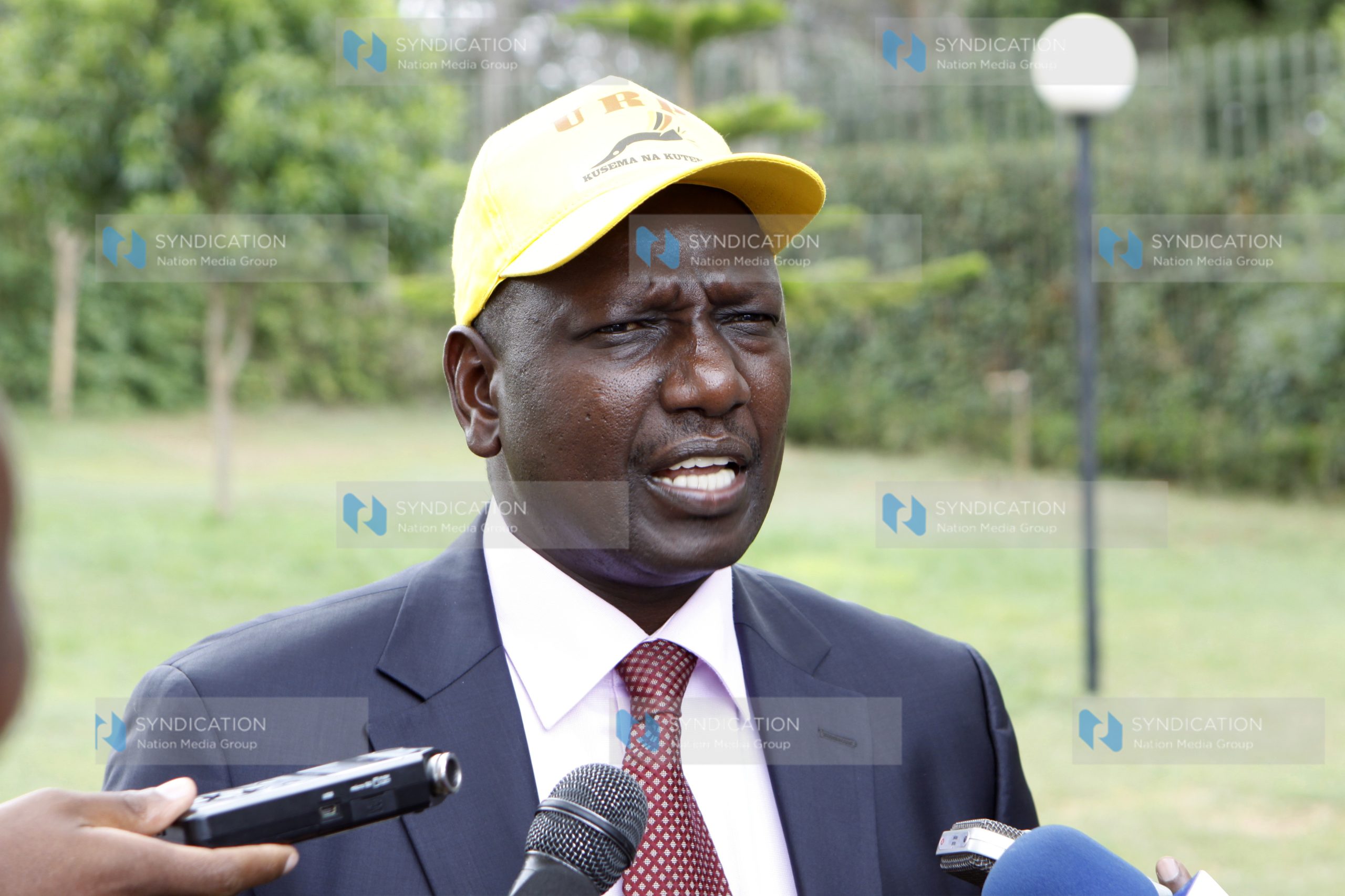 William Ruto speaks to journalists when he met URP delegates