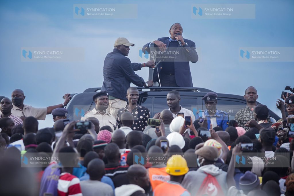 President Uhuru Kenyatta gives an address at Muhoroni where he went to commission Oroba bridge