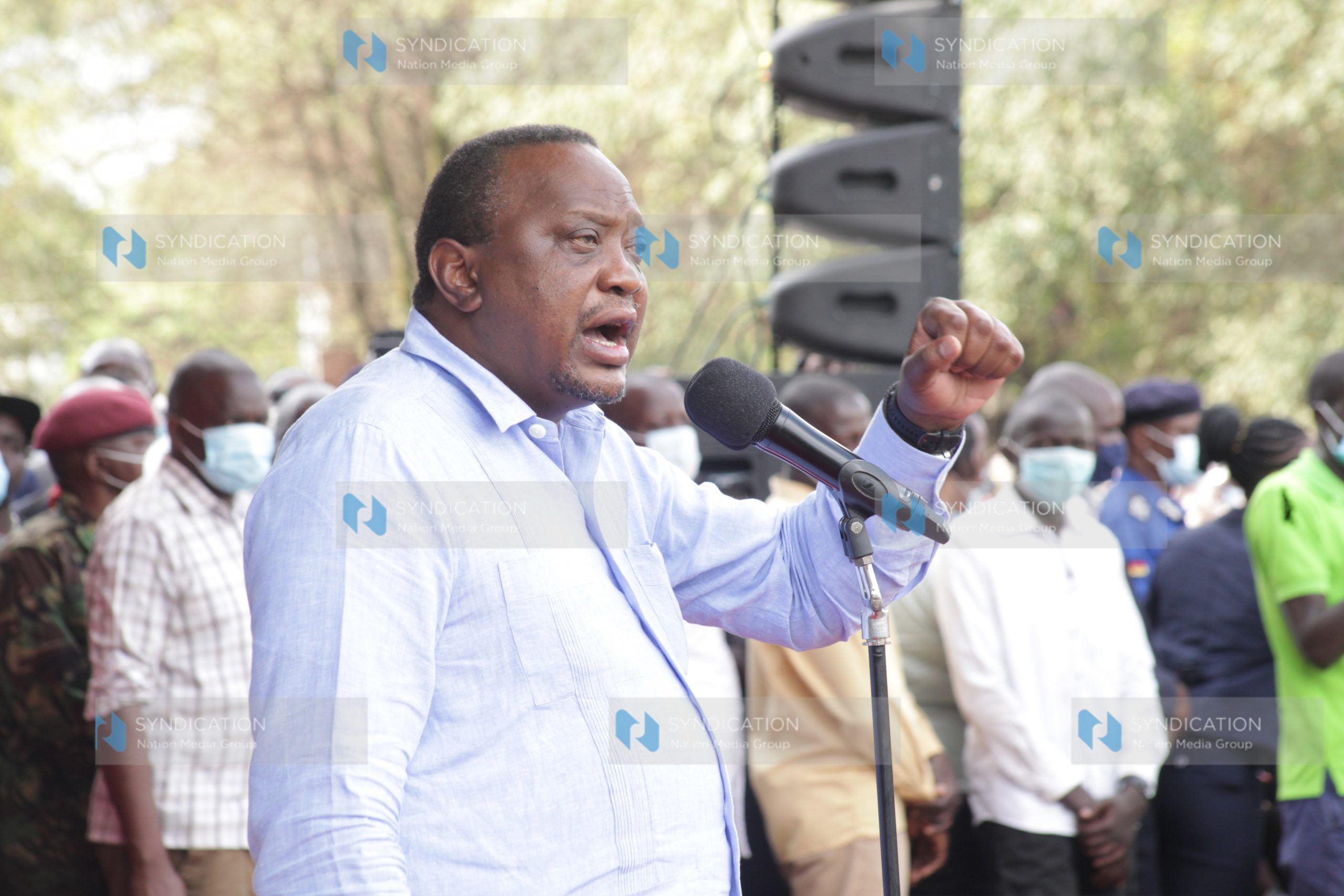 President Uhuru Kenyatta addresses his supporters