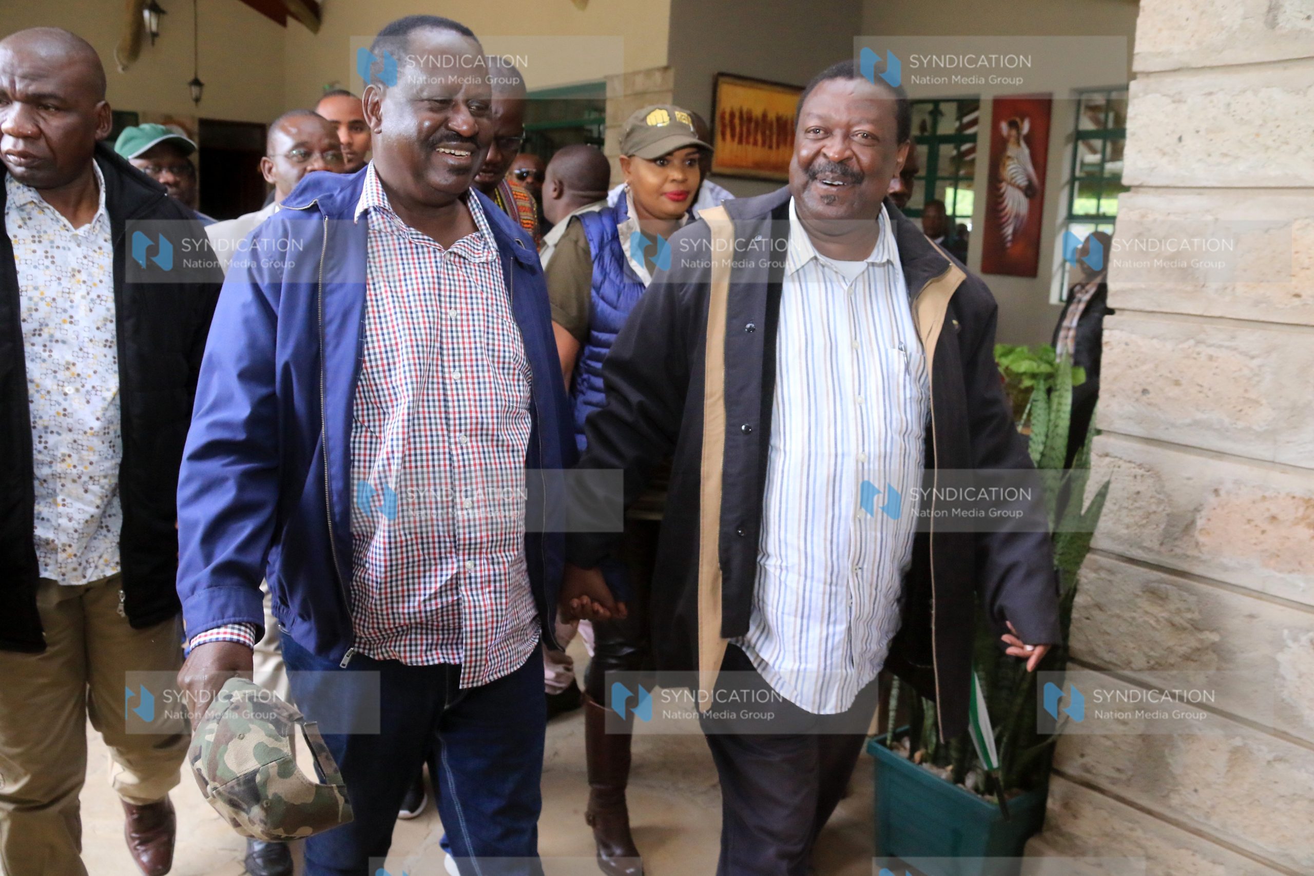Raila Odinga and Musalia Mudavadi are welcomed at Maanzoni Lodge