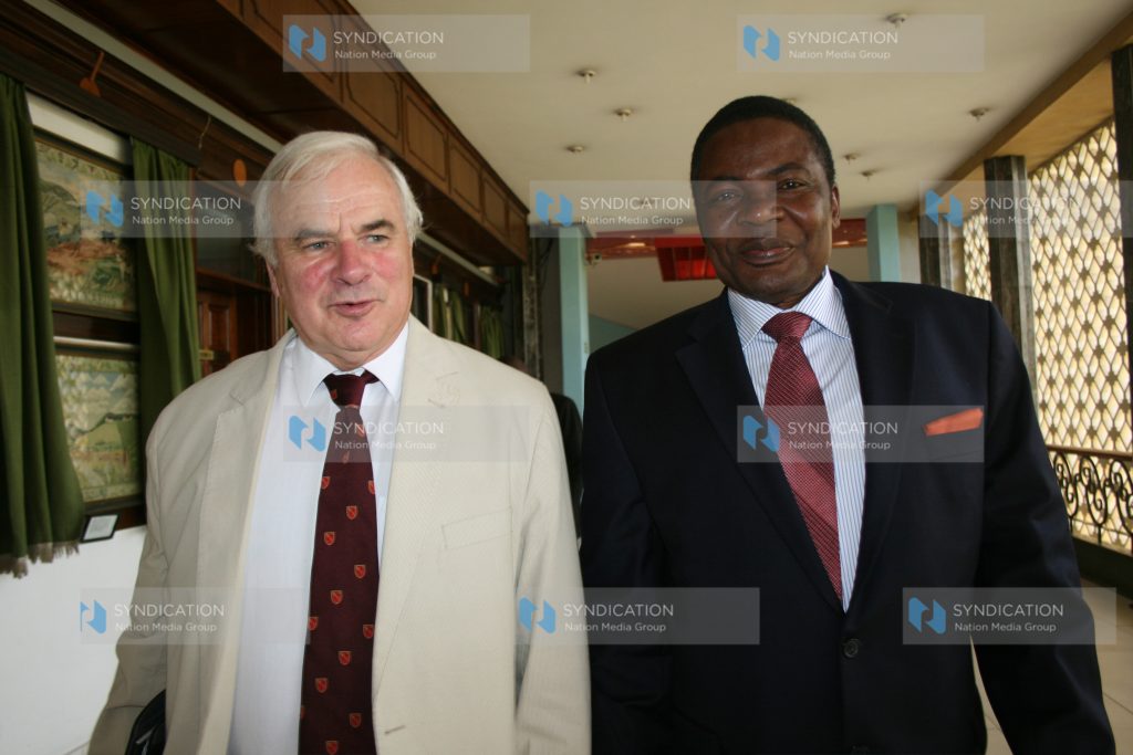Mr. Peter Milliken, former Speaker of the House of Commons in Canada, with Kenya National Assembly Speaker Kenneth Marende