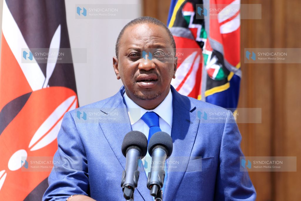 President Uhuru Kenyatta addressing the media at State House