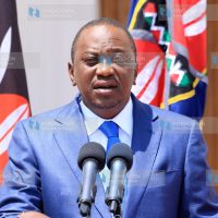 President Uhuru Kenyatta addressing the media at State House