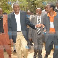 Deputy Prime Minister Uhuru Kenyatta is welcomed by councilors and other leaders at Blue Post Hotel