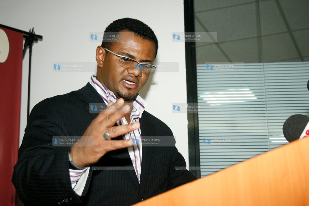 Mr Hassan Omar Hassan, Kenya Human Rights Commission Vice Chairman address journalists