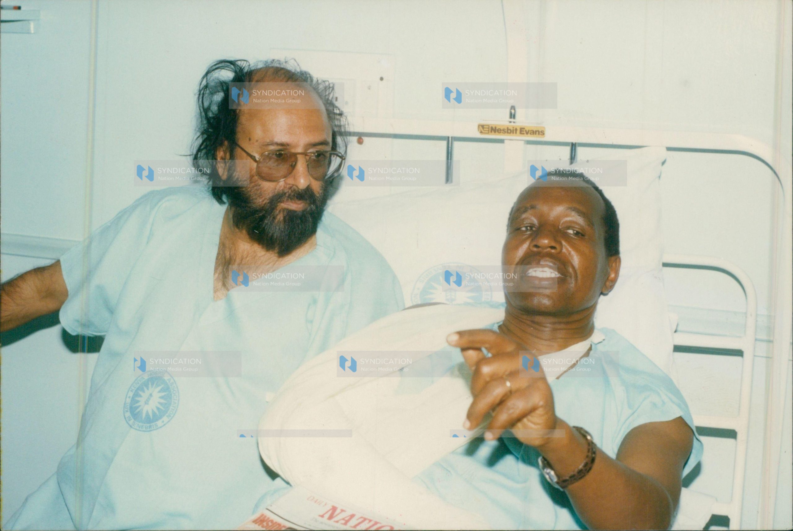 Chaos erupts at the much-publicized pro-Constitution demonstration