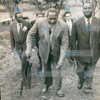 Mzee Jomo Kenyatta steps out of his compound for the first time since his arrival at Gatundu