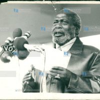 President Mzee Jomo Kenyatta promises to pardon thieves and robbers if they surrender, repent