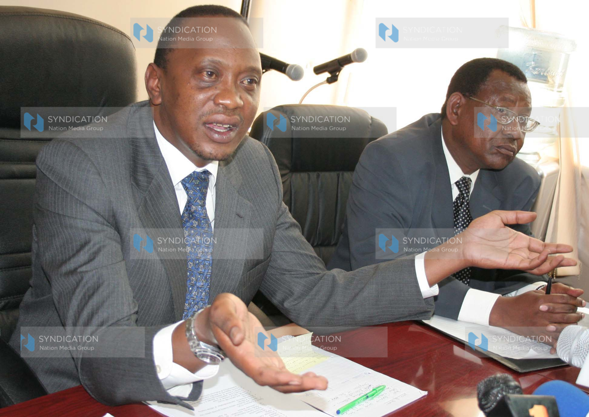 Local government minister uhuru Kenyatta briefs the media