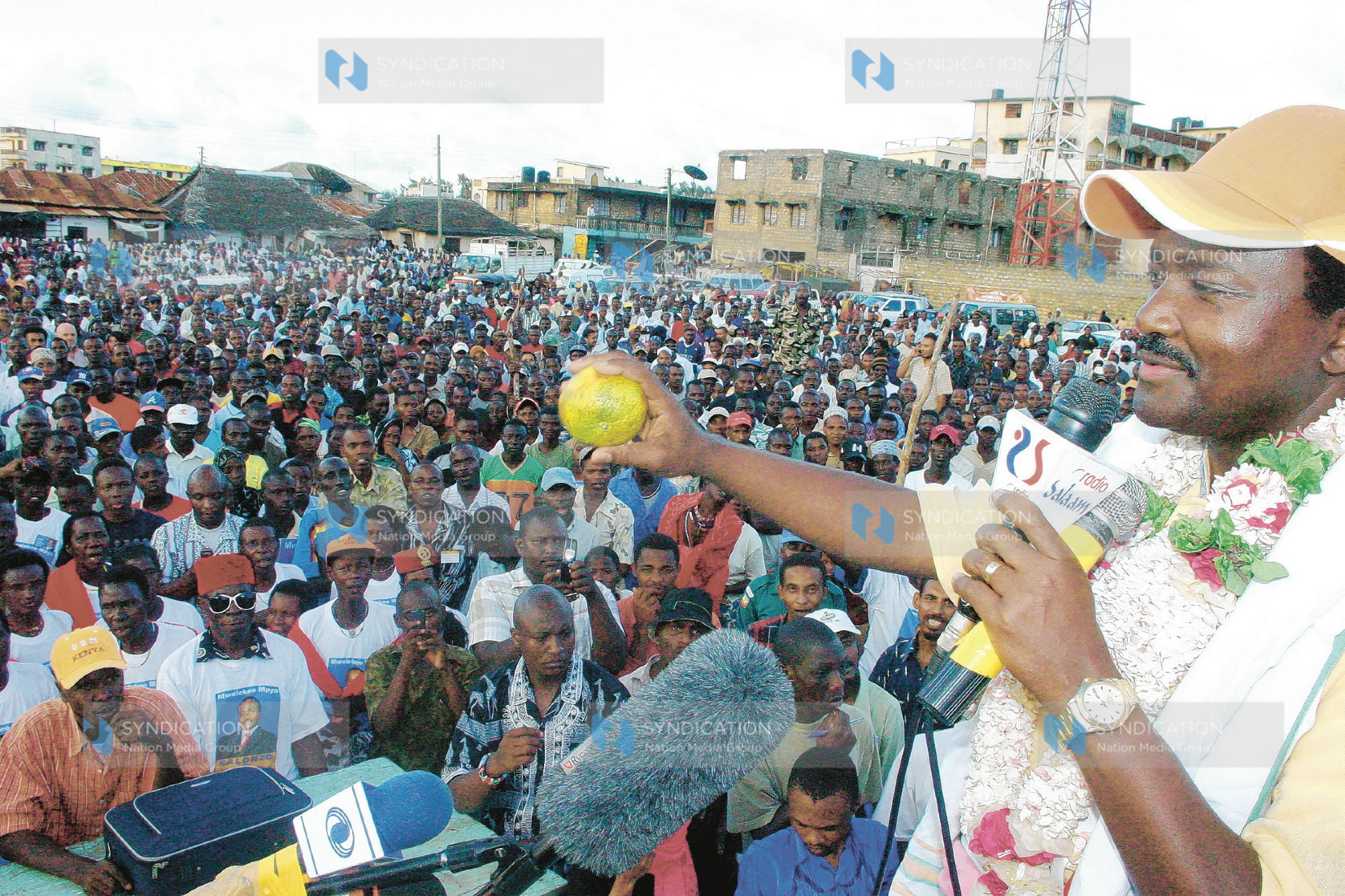 ODM-K presidential aspirant Kalonzo Musyoka addresses a crowd