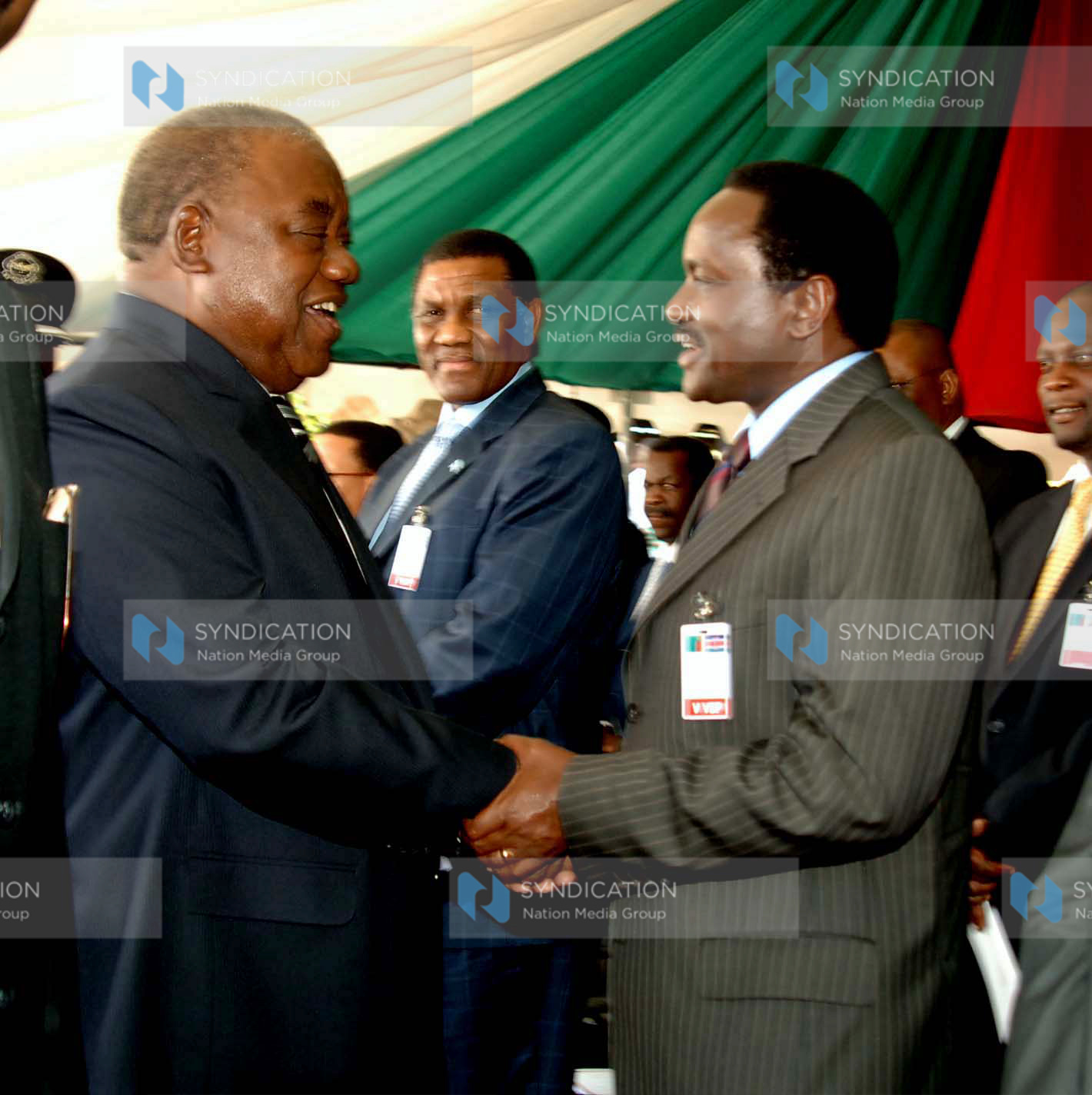Vice President Kalonzo Musyoka congratulates newly elected Zambian President Rupiah Banda