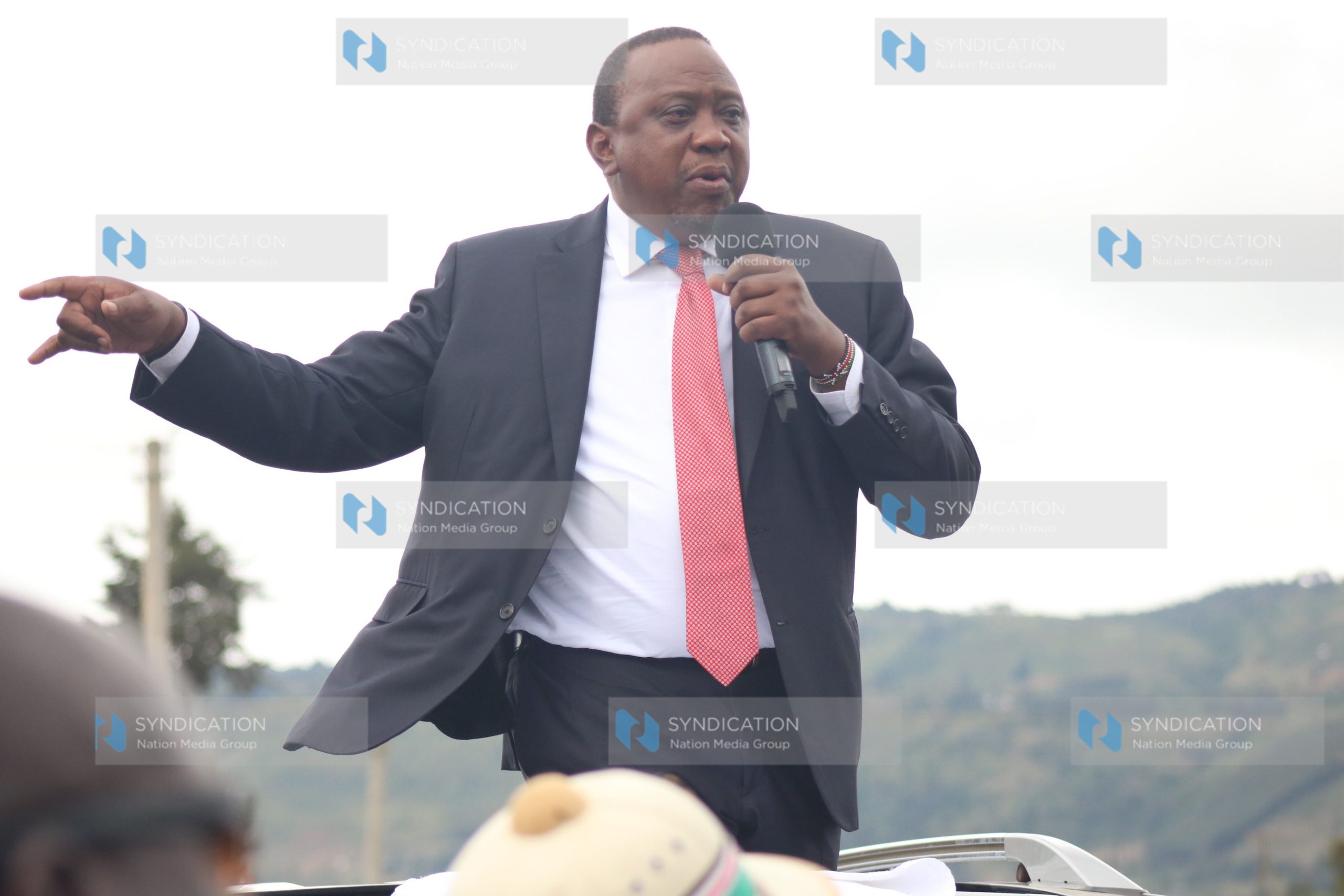 President Uhuru Kenyatta speaking to residents of Subukia