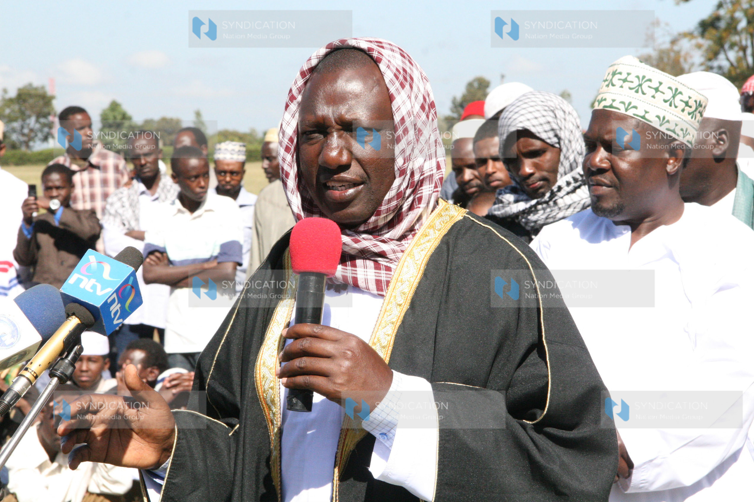 Agriculture Minister William Ruto addresses Muslim faithful