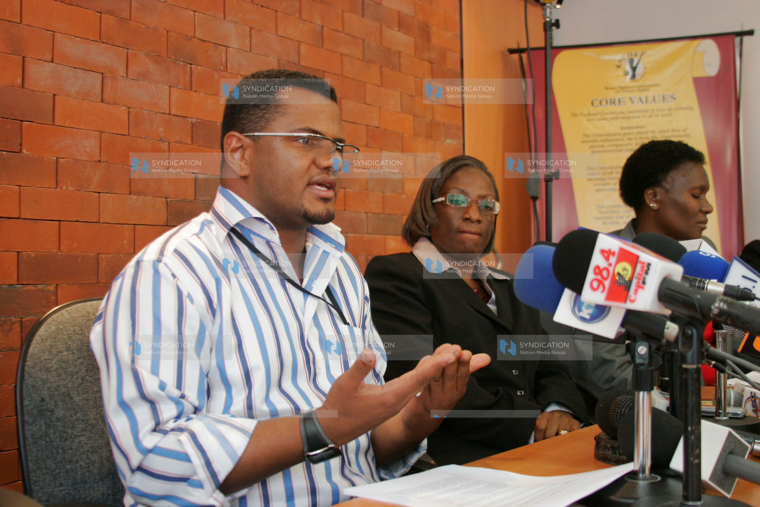 Mr Hassan Omar Hassan Vice Chairman Kenya National Commission on Human Rights , address journalists during a press conference