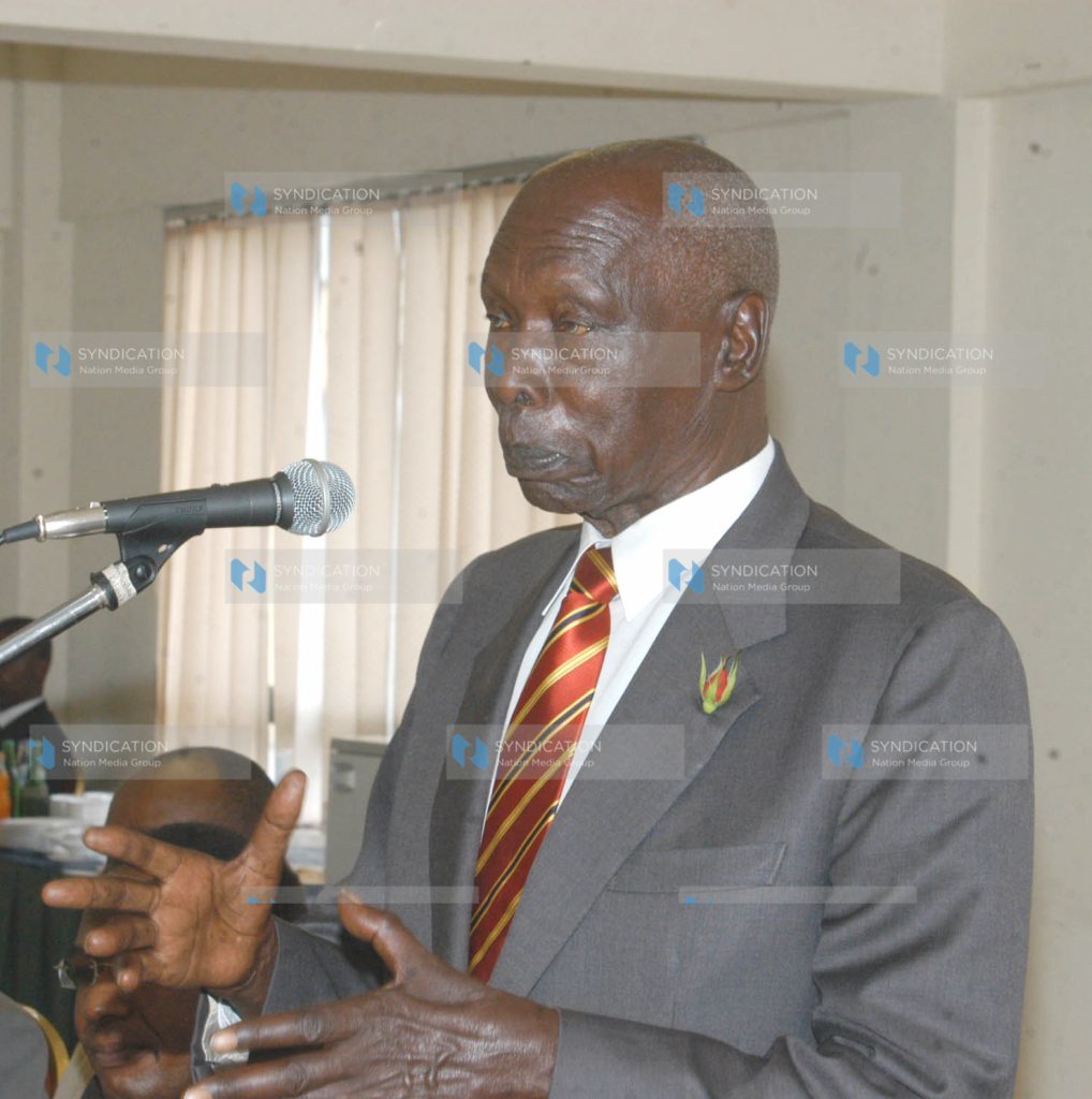 Former President Daniel arap Moi (right)