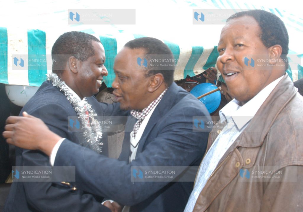 Finance Minister Amos Kimunya, Deputy Prime Minister Uhuru Kenyatta, and Molo MP Joseph Kiuna