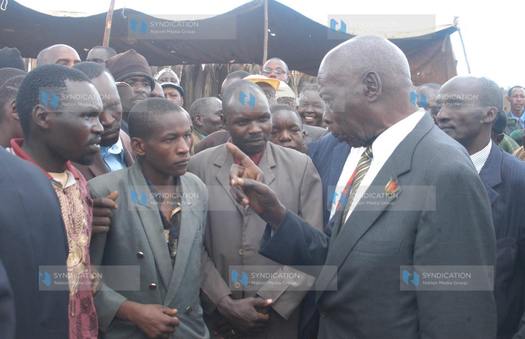 Former President Daniel Arap Moi speaks to Keringet youth in Kuresoi Constituency