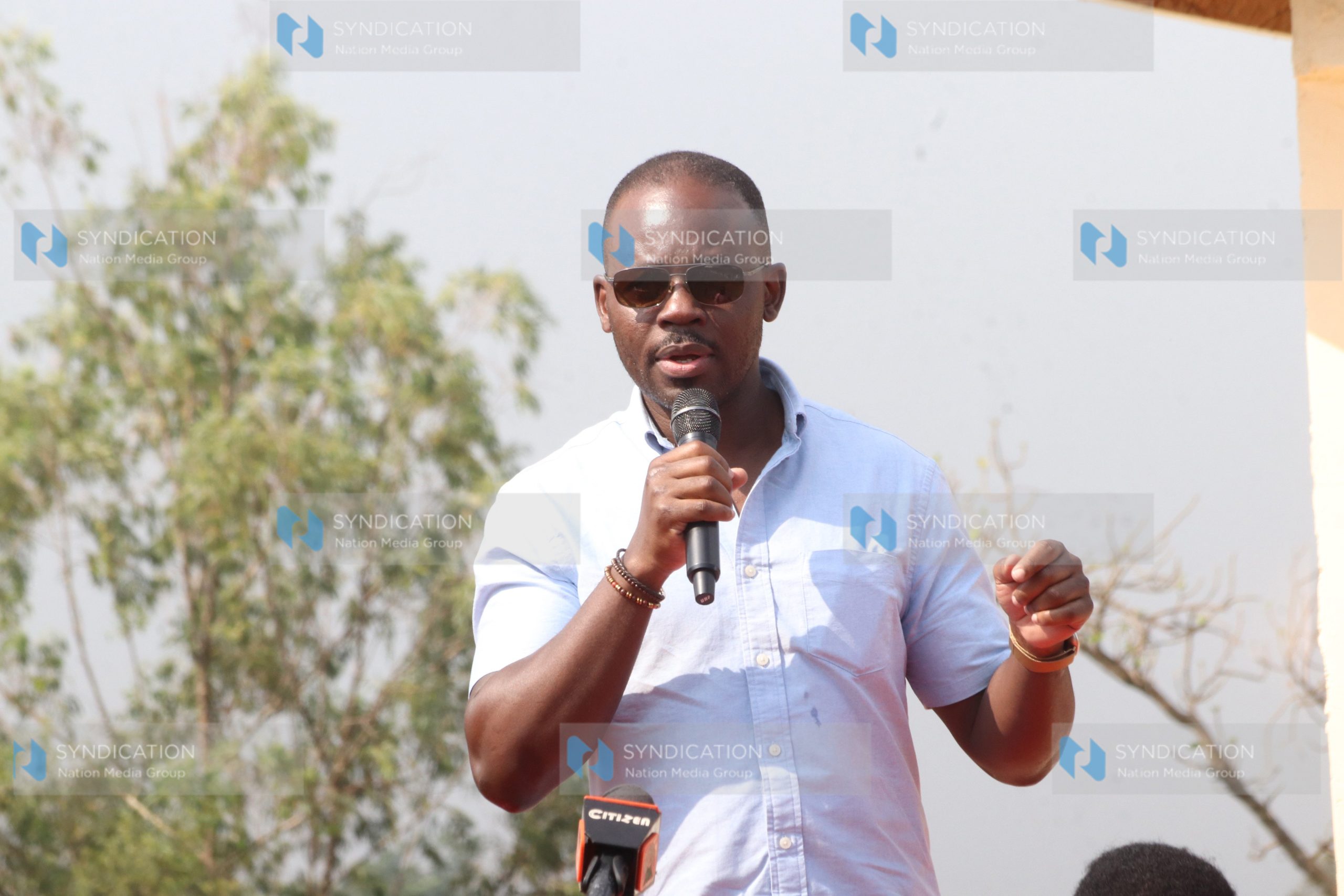 Homa Bay Senator Moses Kajwang’ speaks at Holy Family Catholic Parish