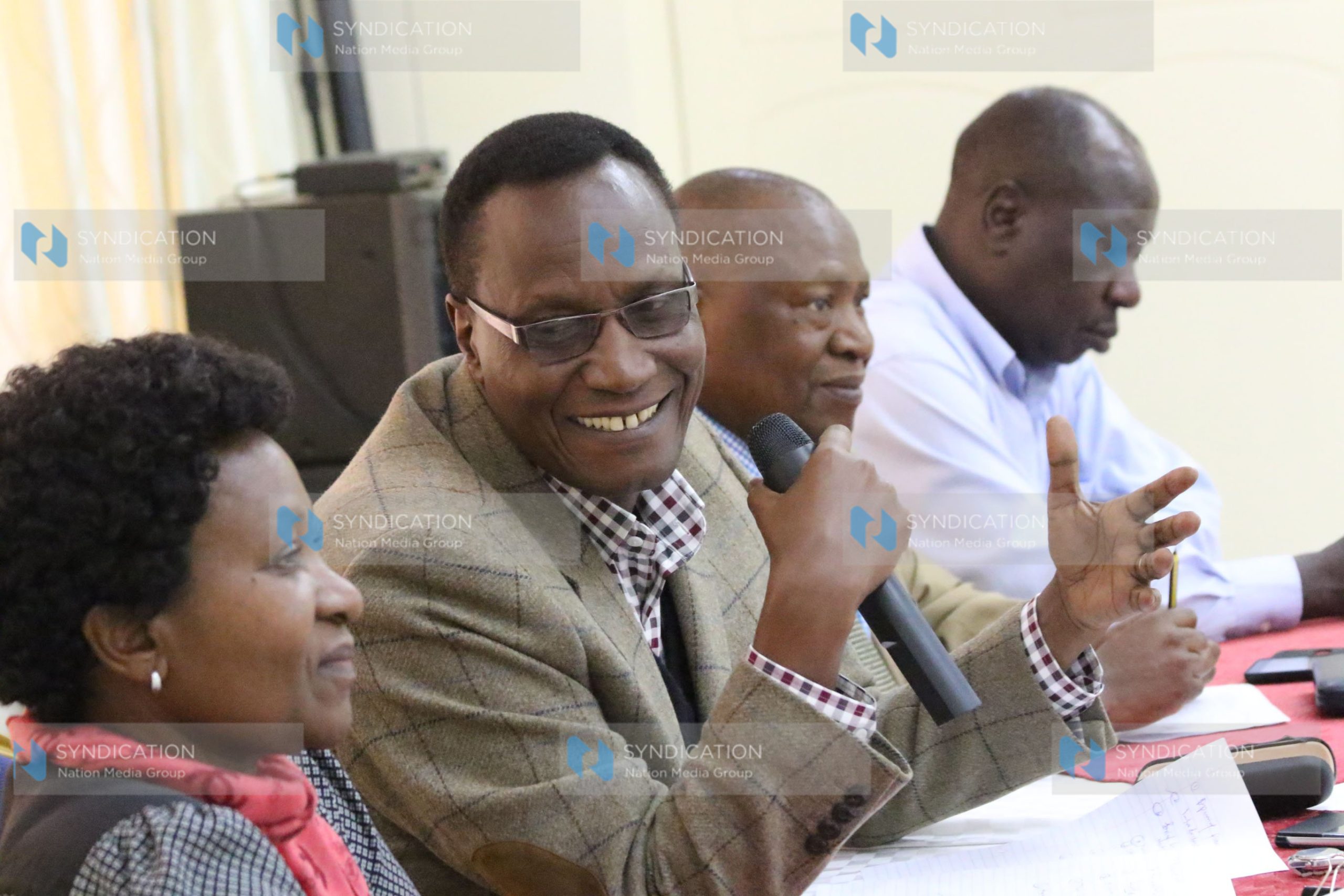 Lands CS Jacob Kaimenyi addresses journalists