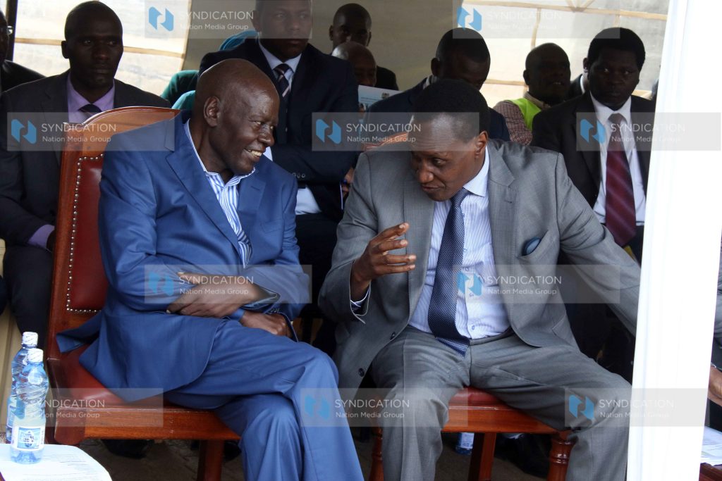 Lands CS Jacob Kaimenyi, and Nyeri governor Nderitu Gachagua