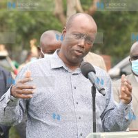 Nakuru County Governor Lee Kinyanjui speaking to journalists on Nakuru City Charter award preparations