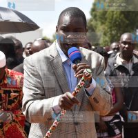 Jackson Mandago addresses mourners during a burial of the late Peter Mwaura Kungu