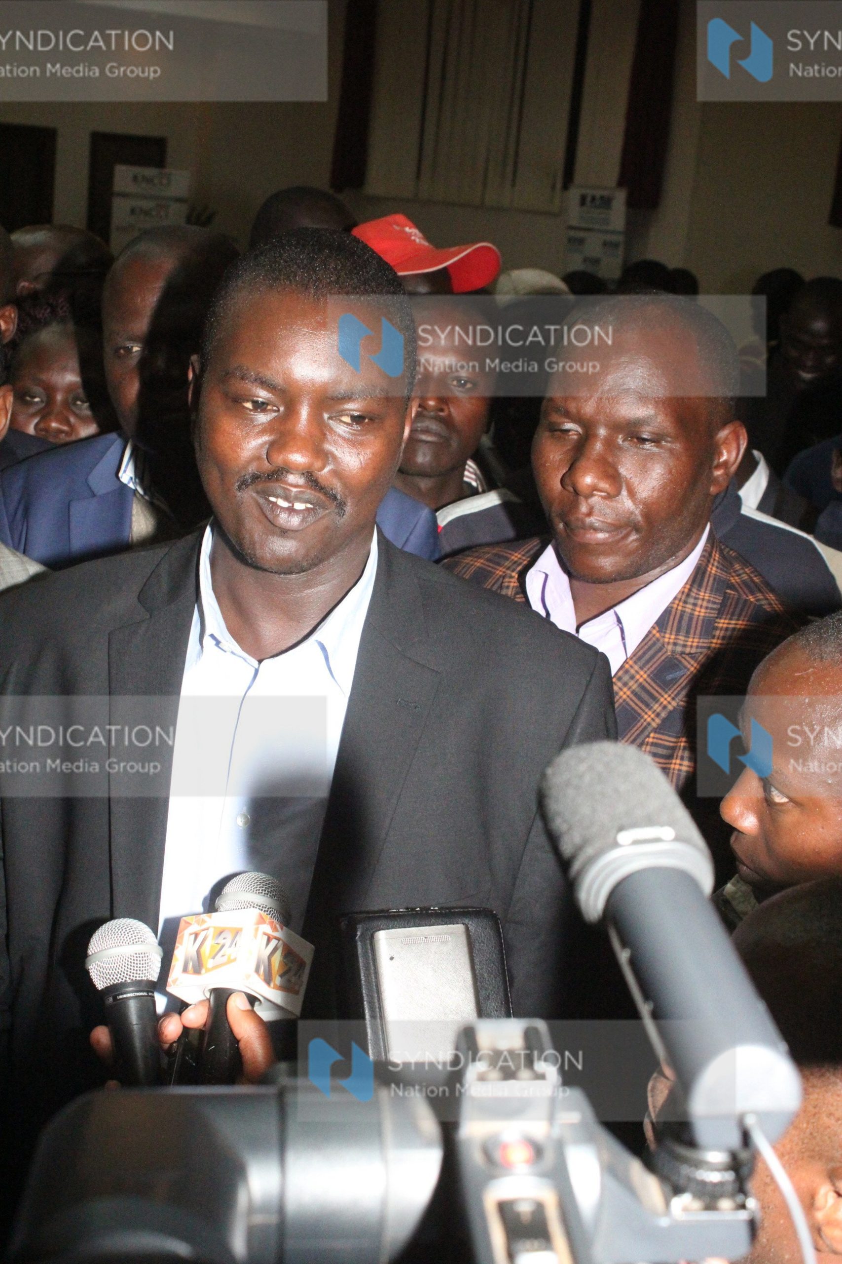Jackson Mandago addresses the press at Boma Inn Hotel