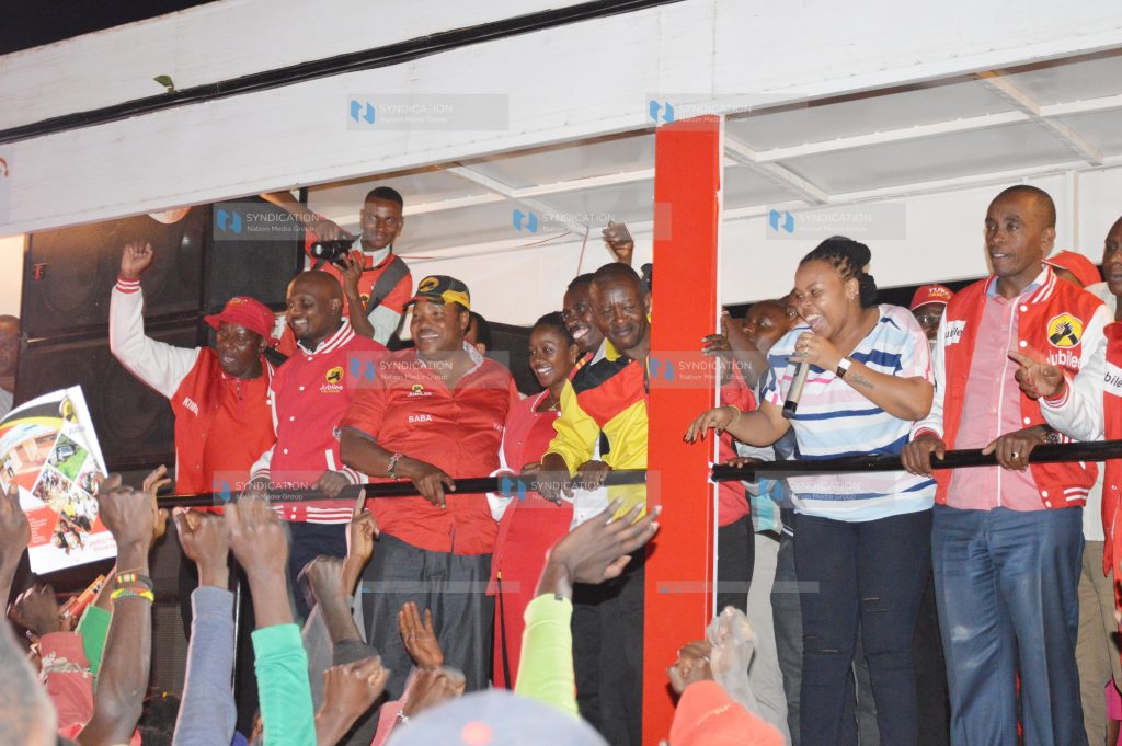 Jubilee leaders at Wangige Trading Center in Kiambu during a campaign tour