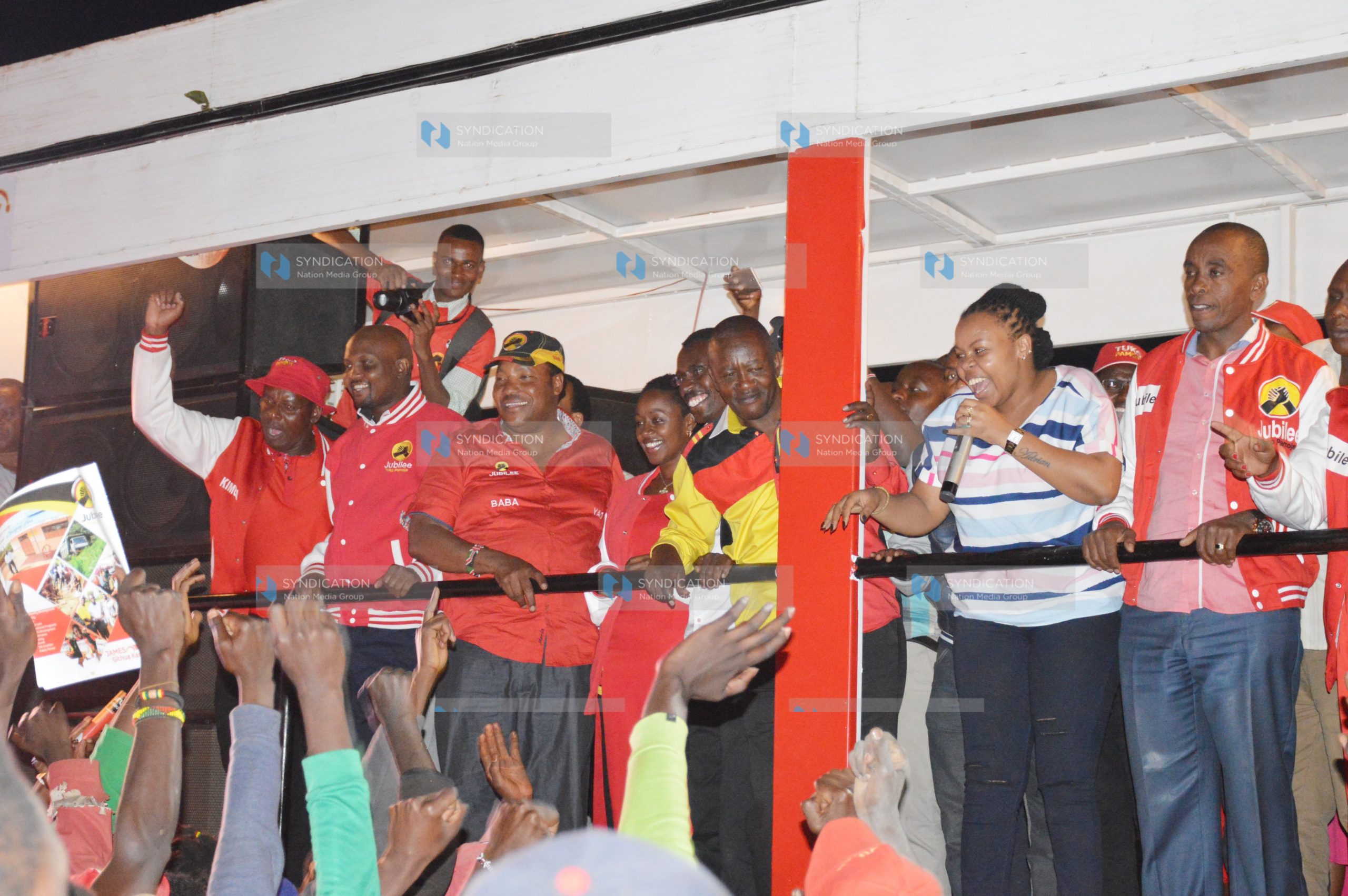 Jubilee leaders at Wangige Trading Center in Kiambu during a campaign tour