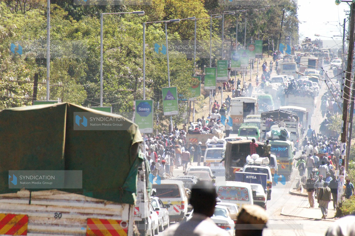 Internally displace people flee Eldoret Town towards Nakuru Town took due to post-election violence