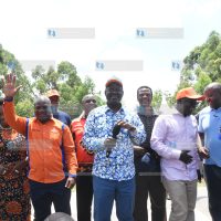 Raila Odinga introducing Kakamega ODM gubernatorial candidate Farnandes Barasa