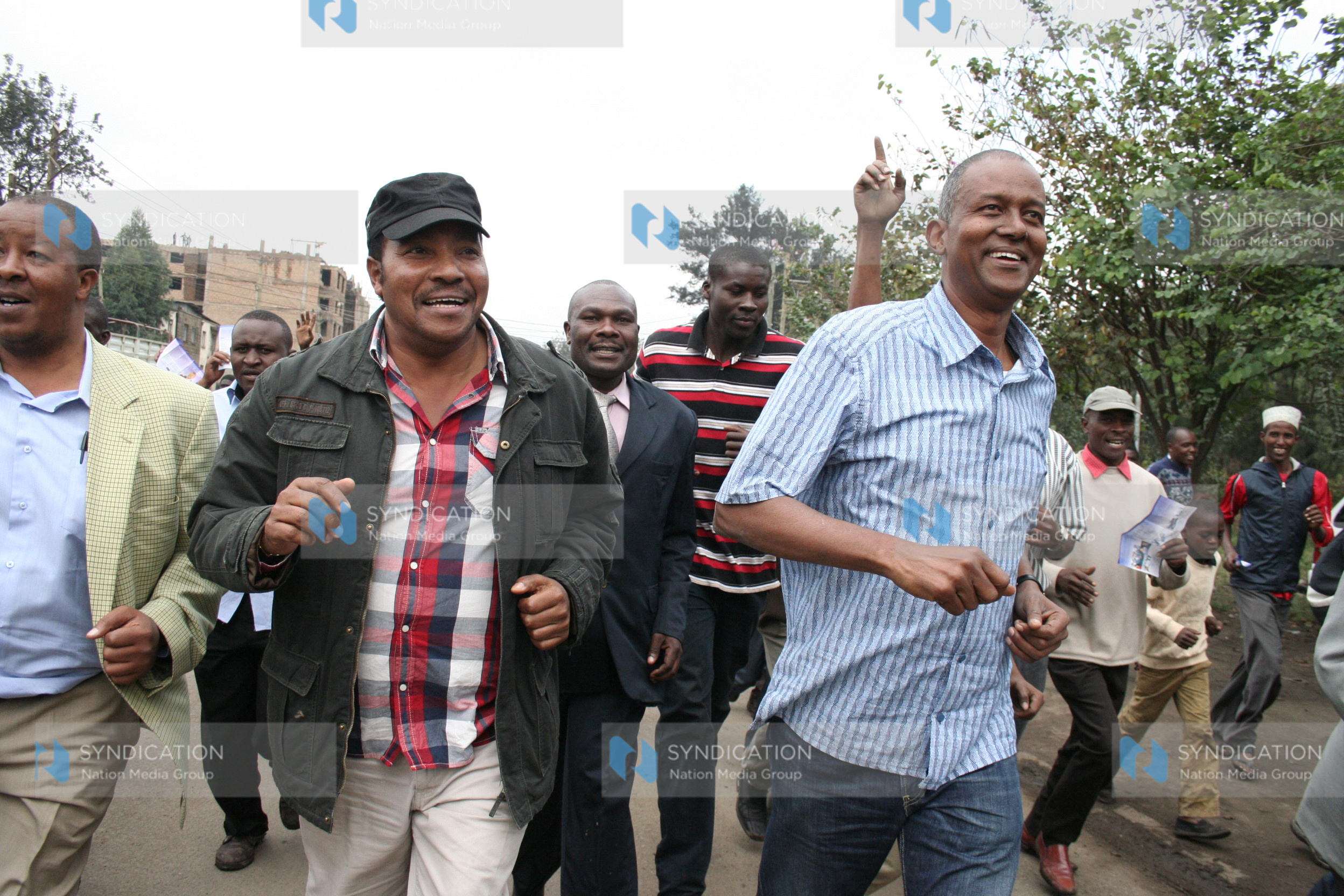 PNU Kamukunji parliamentary candidate Yusuf Hassan Abdi (right) and his Embakasi counterpart Ferdinand Waititu