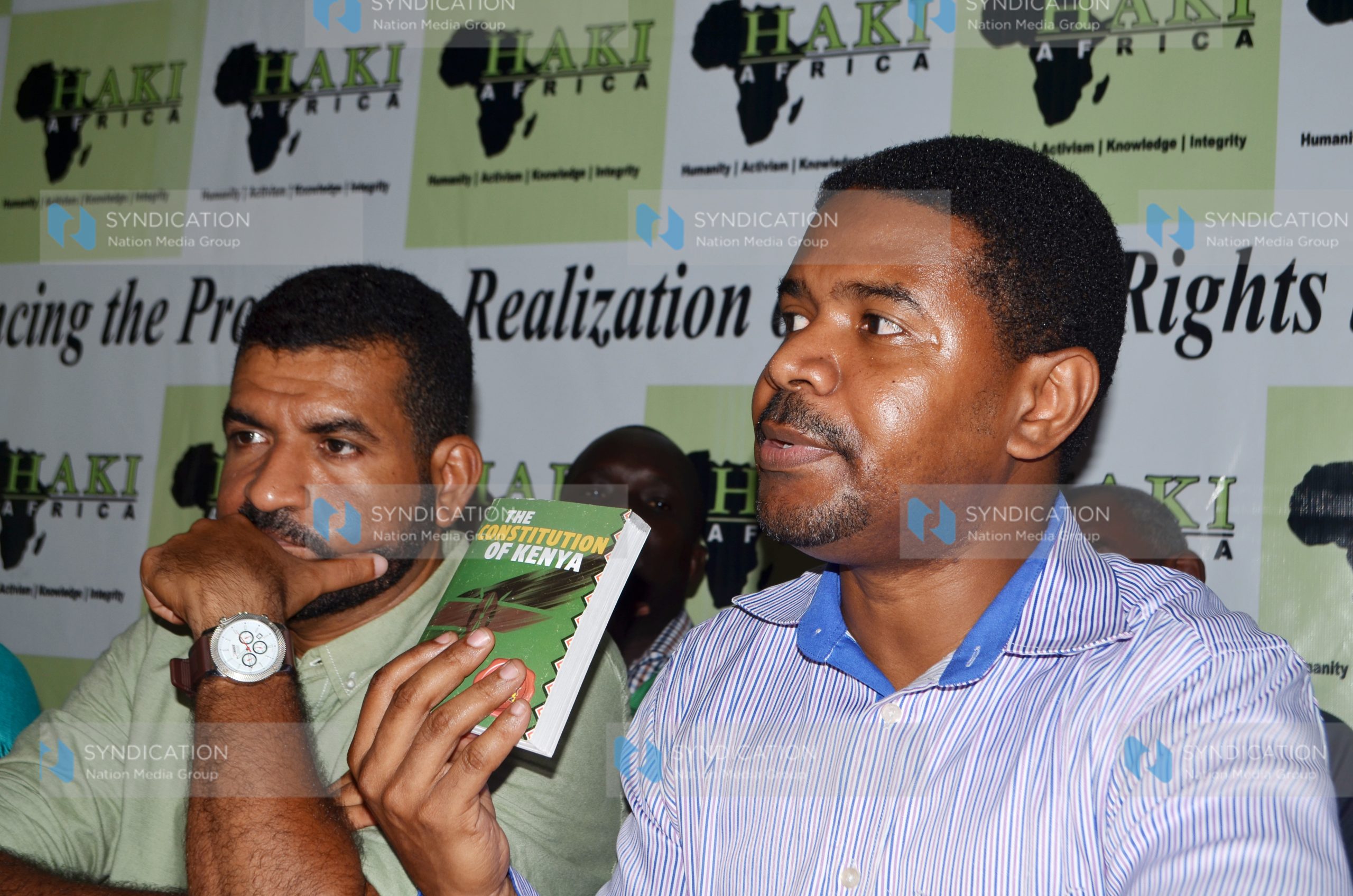 Haki Africa Executive Director Hussein Khalid (right) with Mvita MP Abdulswamad Nassir (left) addressing the press