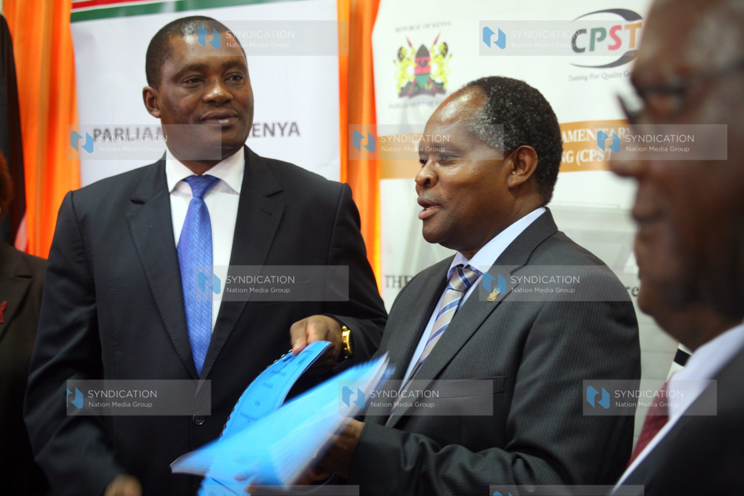 Speaker of the National Assembly Justin Muturi and University of Nairobi Vice-Chancellor Prof. Peter Mbithi