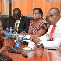 Kimani Wamatangi address the media at Parliament Buildings