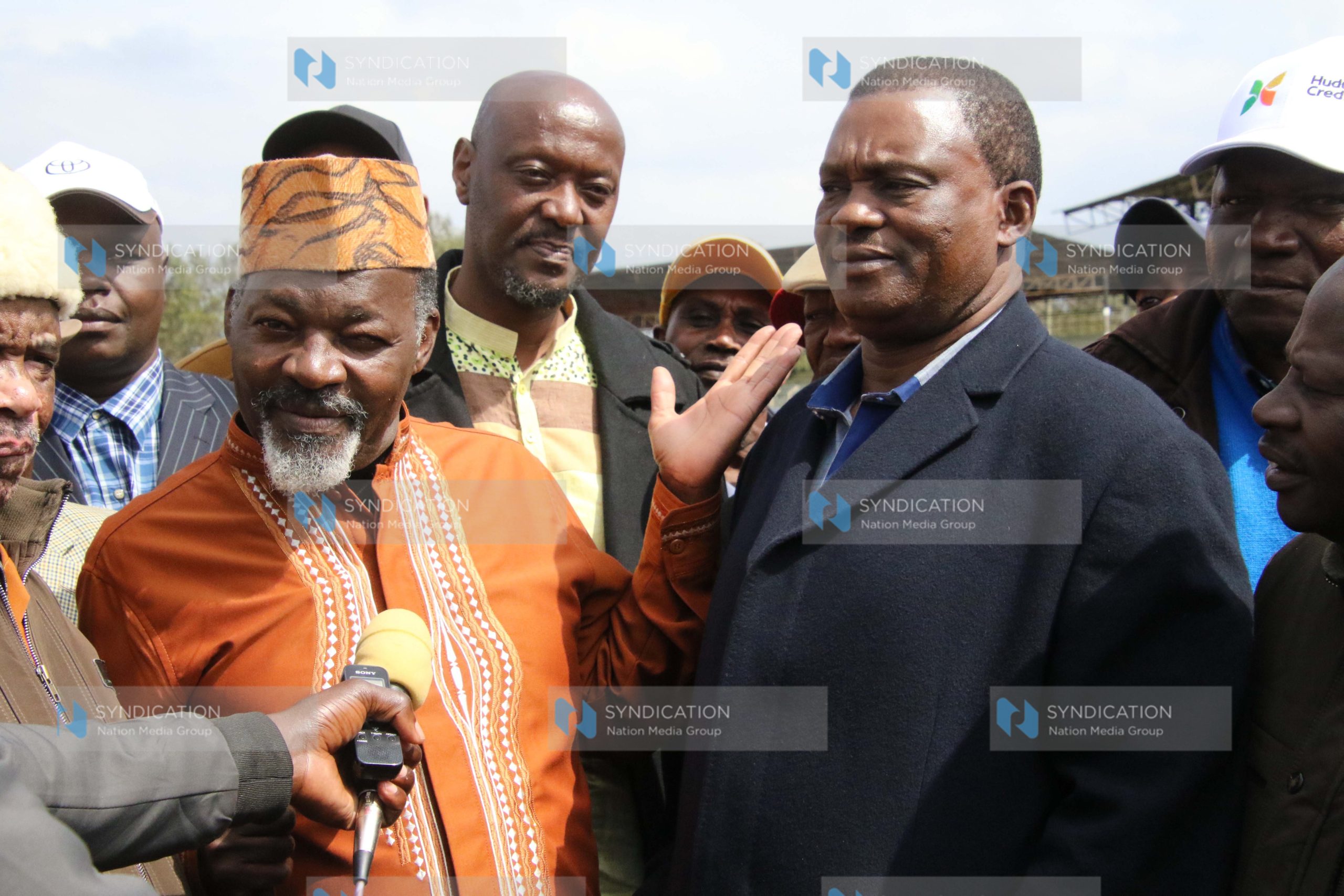 Kikuyu Council of Elders patron Kung’u Muigai addresses journalists