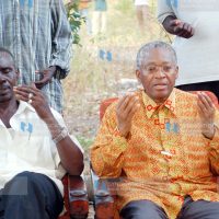 Mr. Omar Mwamnuadzi in prayers