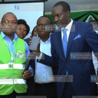 Outgoing Kisii Governor James Ongwae places a call to congratulate Simba Arati, the Kisii Governor