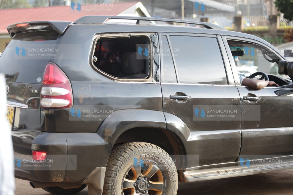 Some of the cars from Jimi Wanjigi’s motorcade that were pelted with stones