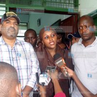 MP Abdulswamad Nassir and County Executive for Lands, Planning and Housing Francis Thoya address a press conference