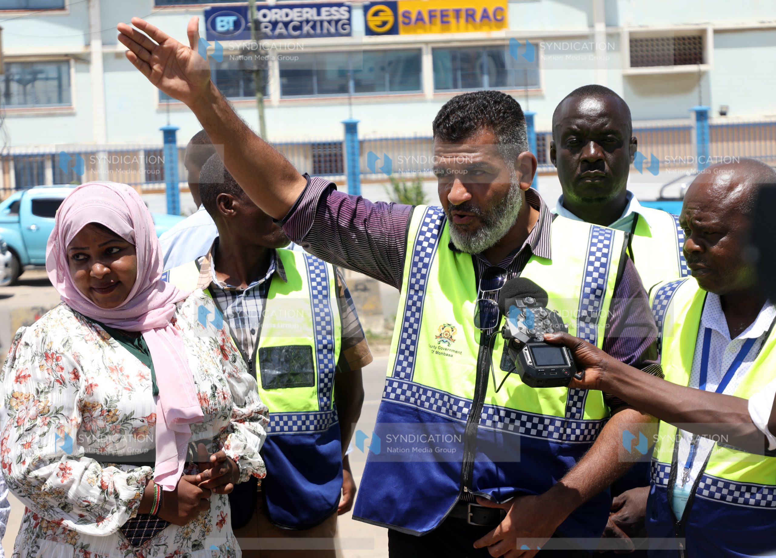 Mombasa Governor Abdulswamad Nassir tours part of the Makupa–Kibarani–Changamwe Road
