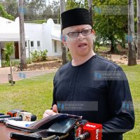 Government Spokesperson Isaac Mwaura addresses the press