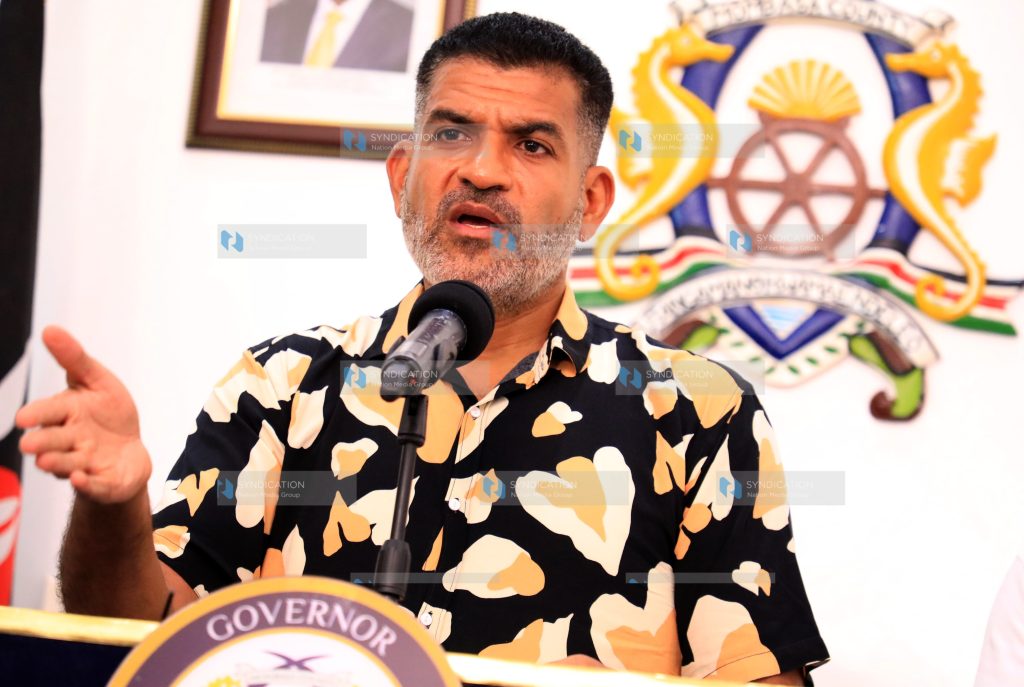 Abdulswamad Nassir addresses the press at his office