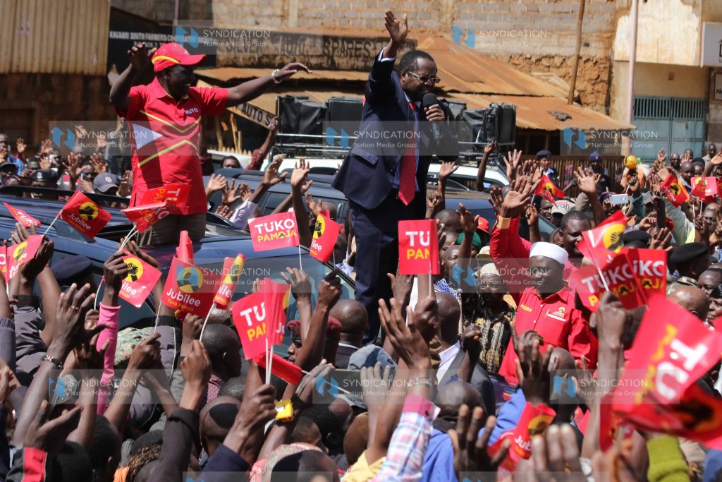 Deputy President William Ruto and Embu Governor Martin Wambora acknowledge greetings