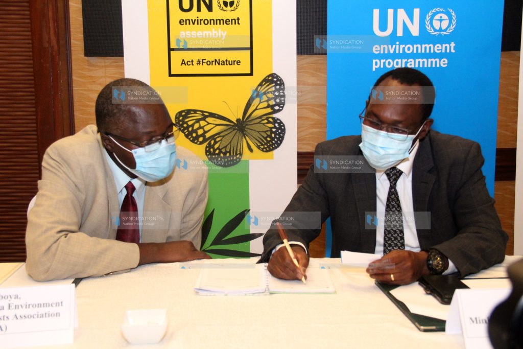 KENSJA President Duncan Mboya with Principal Secretary Ministry of Environment & Forestry Dr. Chris Kiptoo