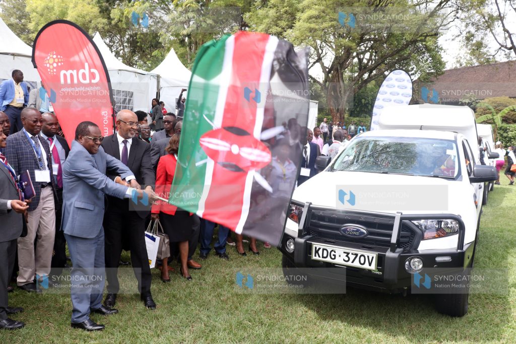 Flag off one of seven vehicles and modern eye care equipment