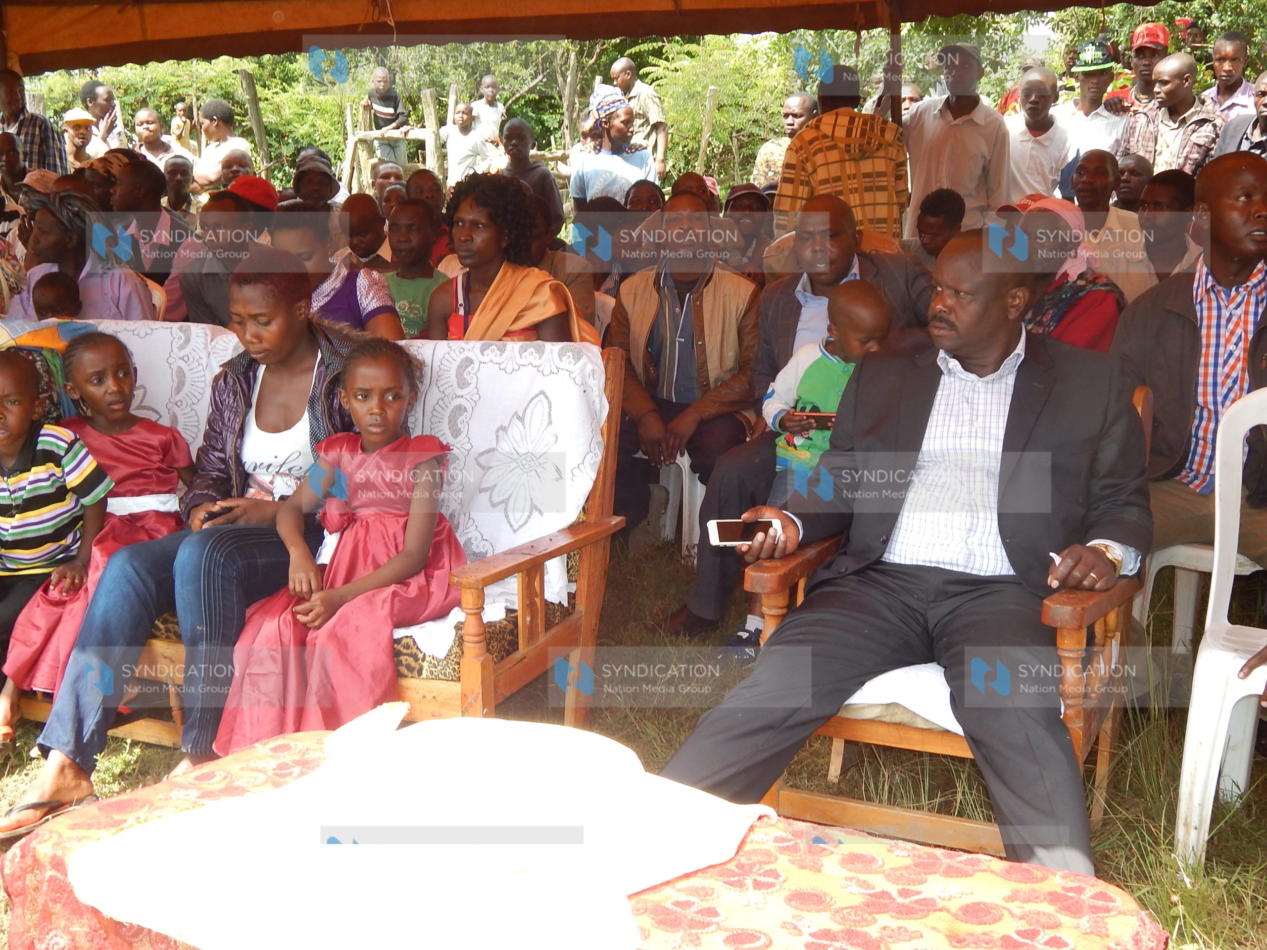 Bomet Governor Isaac Ruto at the residence of the slain Kalenjin musician, the late Diana Chelele